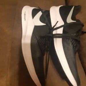 Nike Air Zoom Winflo 6